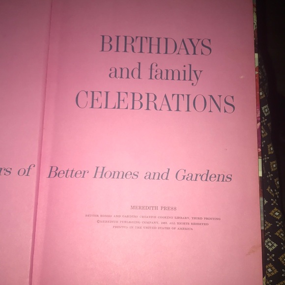 VINTAGE Better Homes & Gardens Celebrations Book - Picture 3 of 10